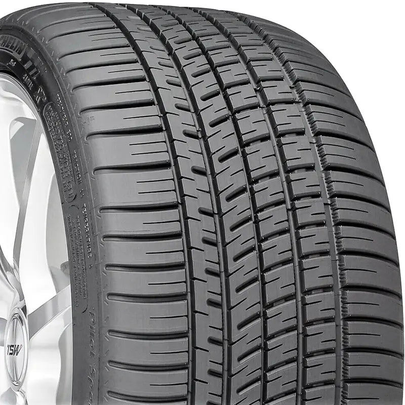 275/35ZR20/XL Ultra-High-Performance All-Season Tire ¡ª 102Y Rating