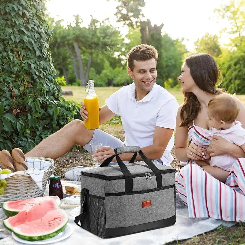 33-Liter Insulated Cooler Bag ¨C Waterproof, Spacious Outdoor Carryall for Picnics &amp; Adventures